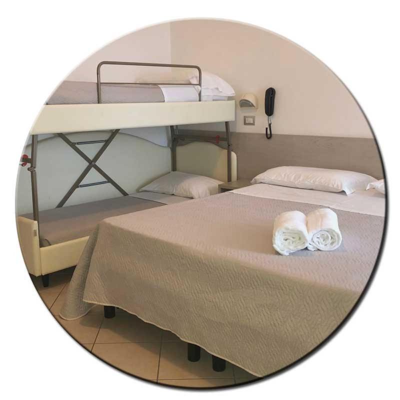 Hotel Amedea Cervia Kültér fotó