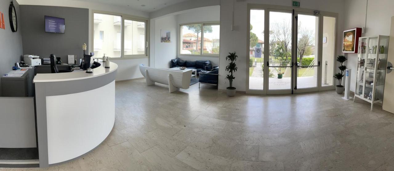 Hotel Amedea Cervia Kültér fotó